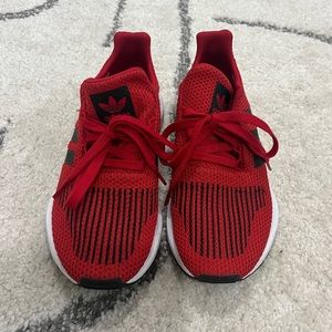 Adidas Women’s Youth size 4.5/woman’s size 6 Sneakers